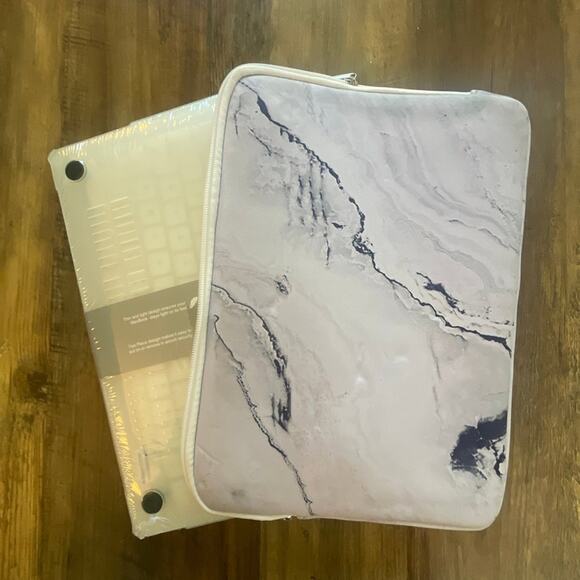 MacBook Air 11” purple soft case with hardshell - Picture 5 of 6